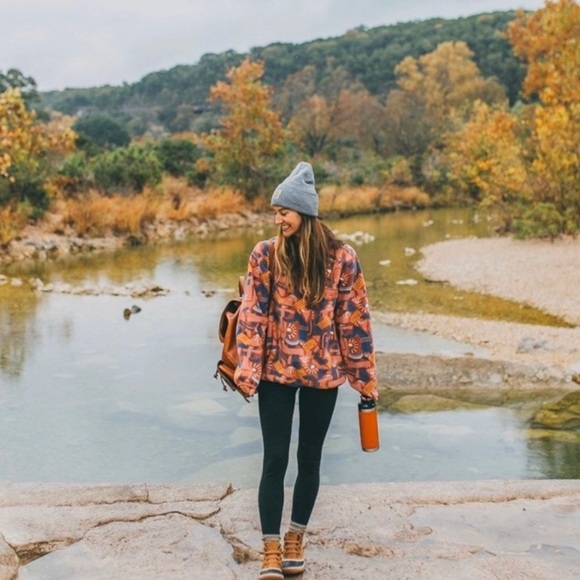 RARE🔥 Patagonia Women's Lightweight Synchilla Snap-T Fleece Pullover, Big Sisu - Picture 2 of 10